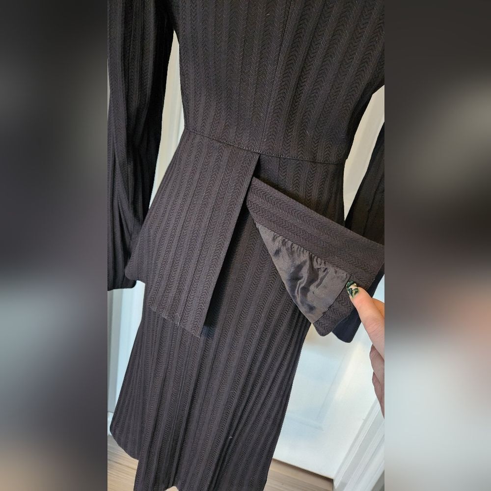 Max Studio Black Blazer - Size 4 - Picture 5 of 8